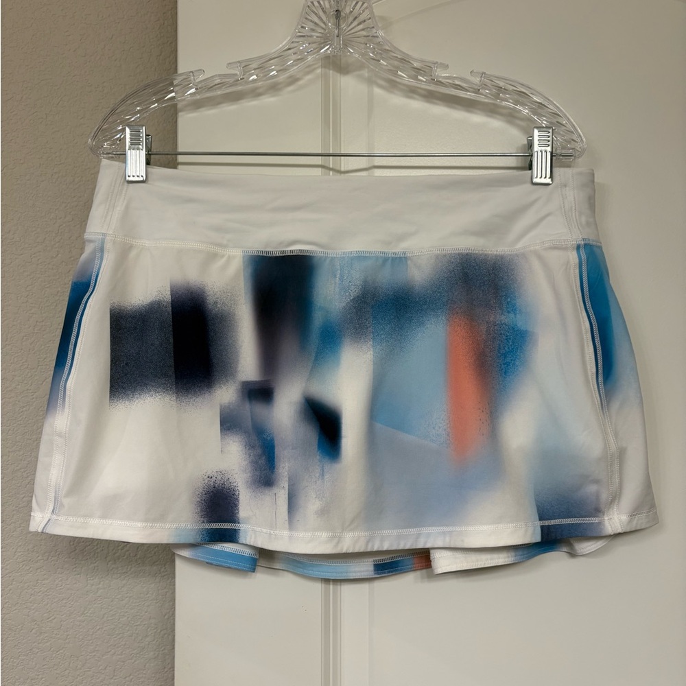 Lululemon Athletica Blue and White Skirt 10R